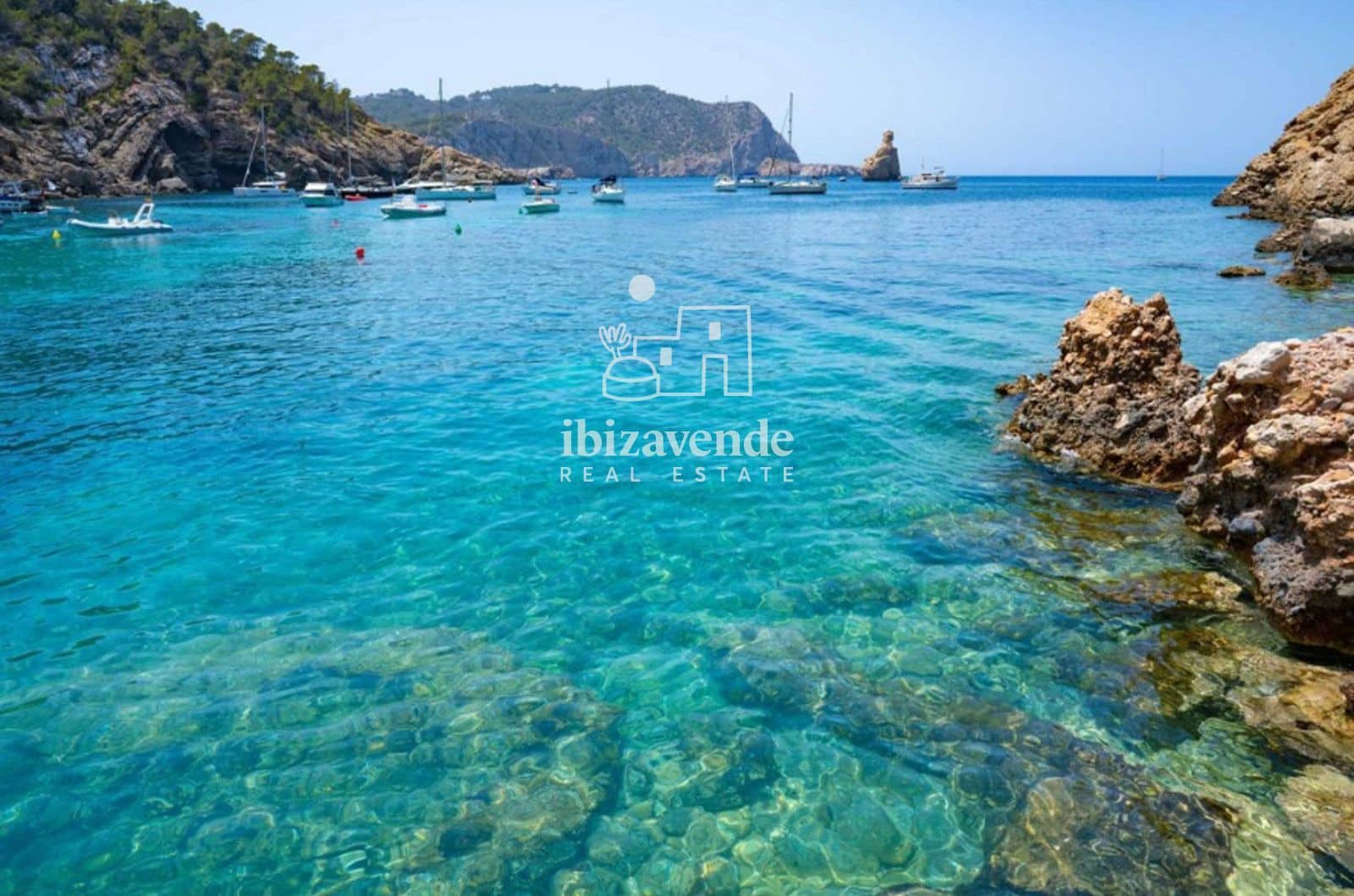 85 bedroom Restaurant/Bar for sale in Benirras with pool - € 22,000,000 (Ref: 9705123)