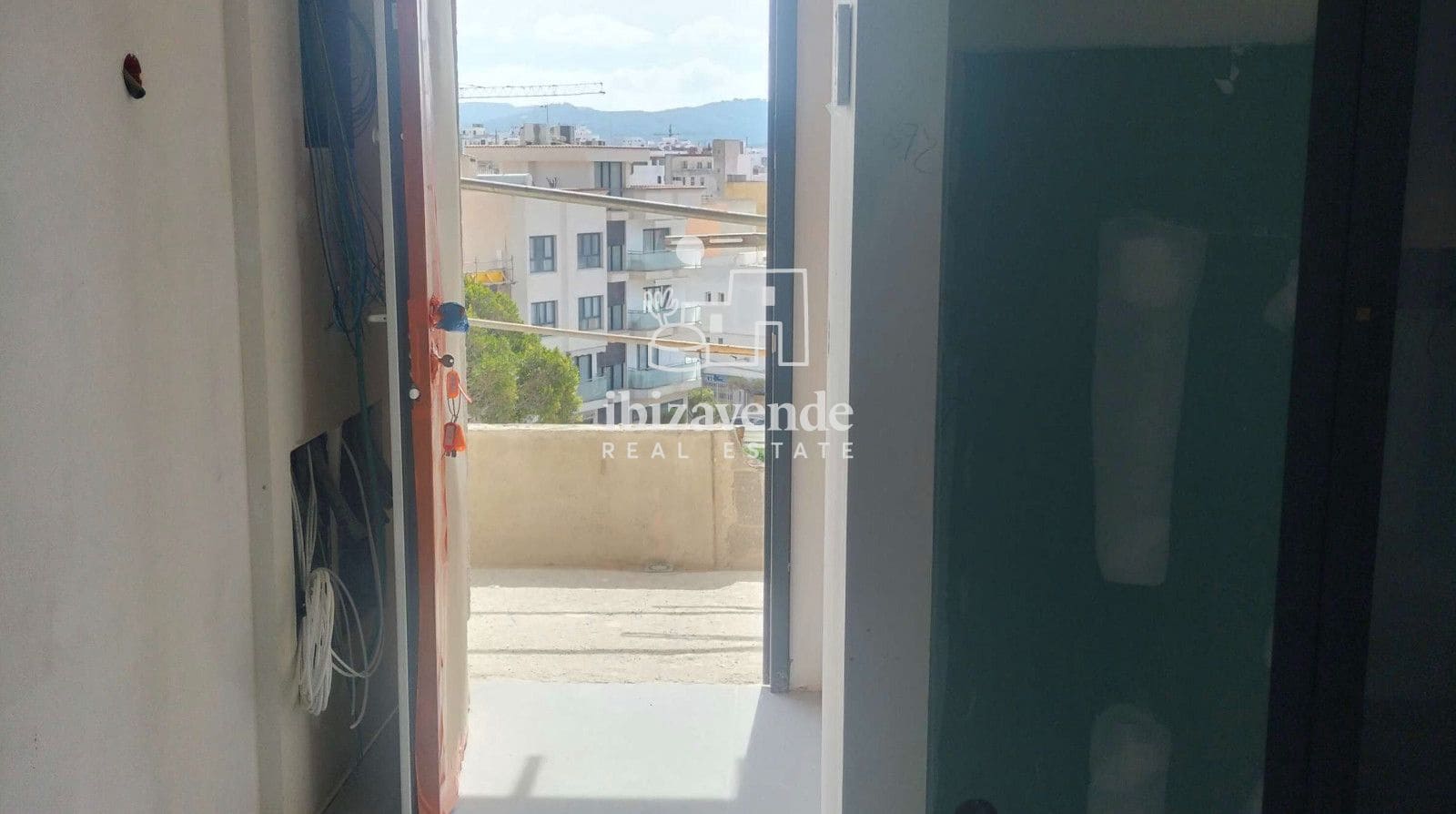 2 Zimmer Penthouse zu verkaufen in Sant Antoni de Portmany mit Pool Garage - 640.000 € (Ref: 9709137)