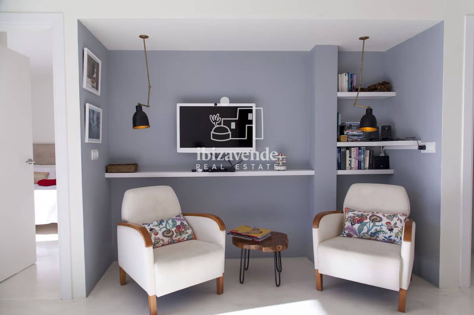 2 bedroom Flat for sale in Cala Vadella with pool - € 585,000 (Ref: 9716625)