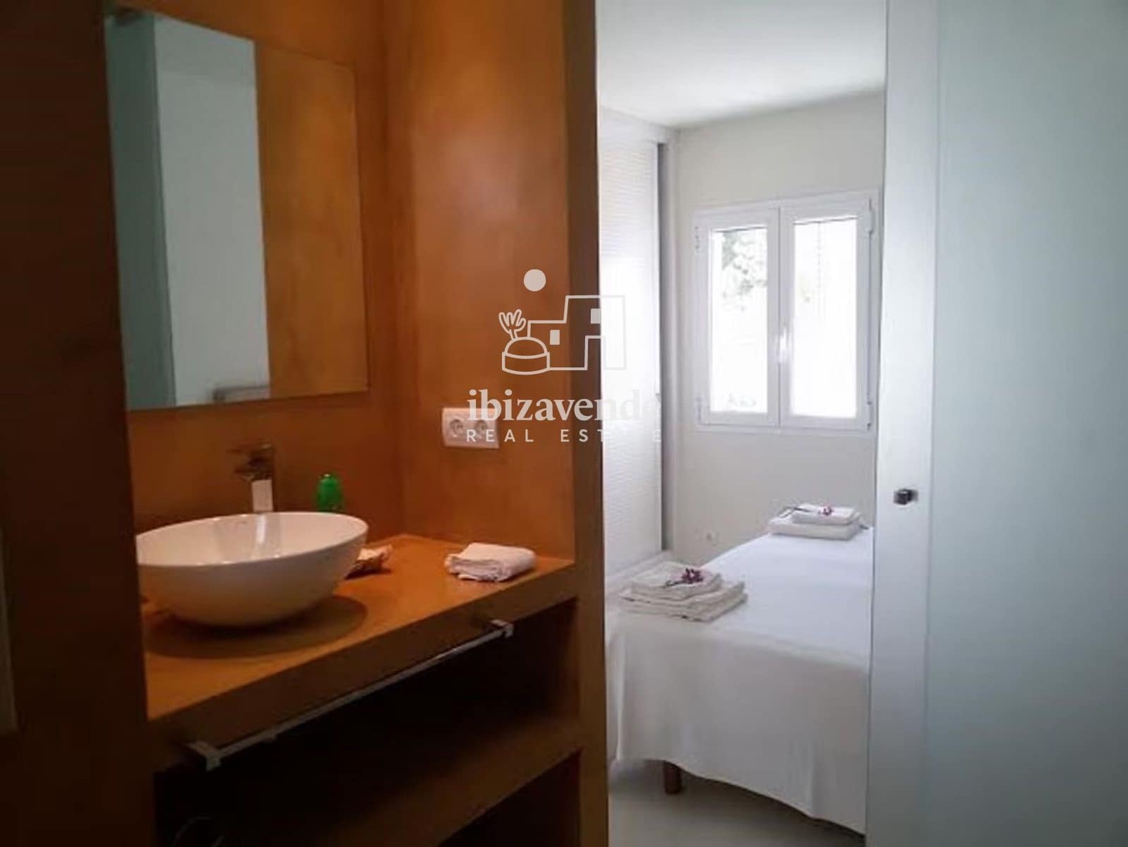 2 bedroom Flat for sale in Cala Vadella with pool - € 585,000 (Ref: 9716625)