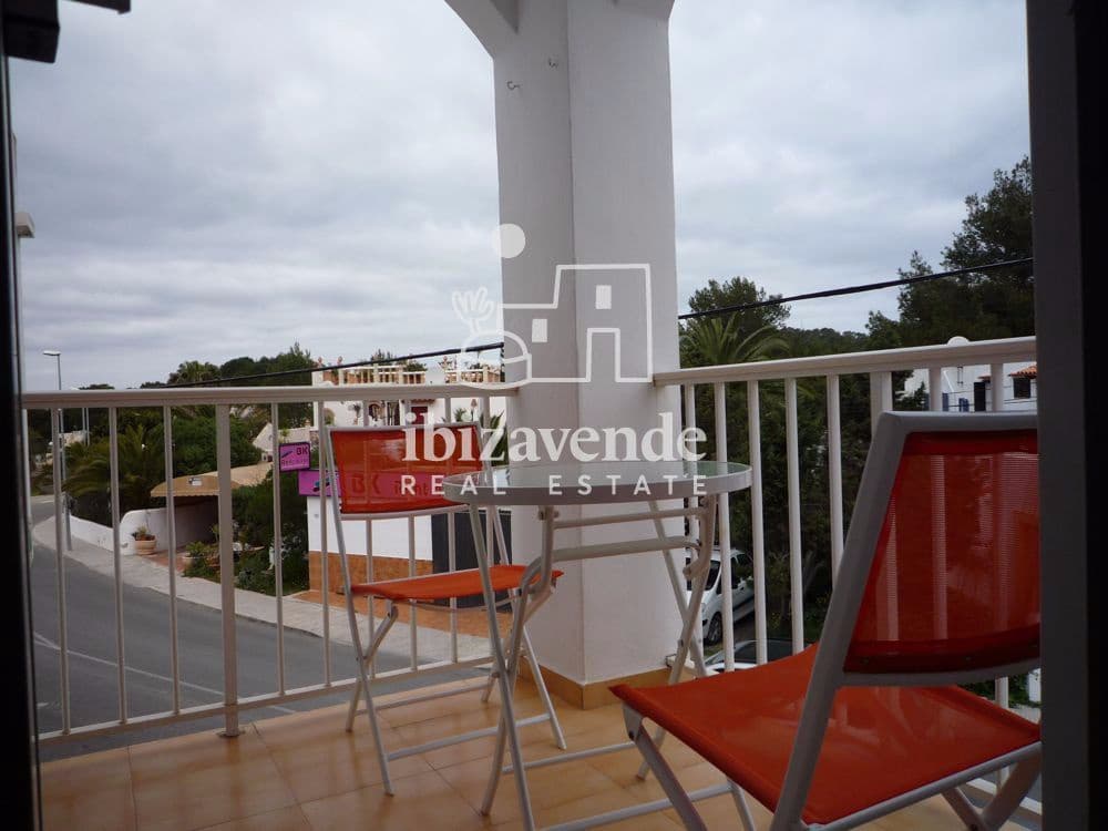 1 quarto Apartamento para arrendar em Cala Tarida com garagem - 1 500 € (Ref: 9726201)