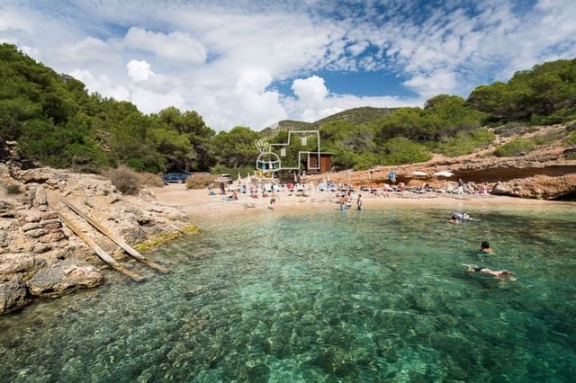 Byggetomt til salgs i Nuestra Señora de Jesus, Santa Eulalia / Santa Eularia - € 900 000 (Ref: 9727506)