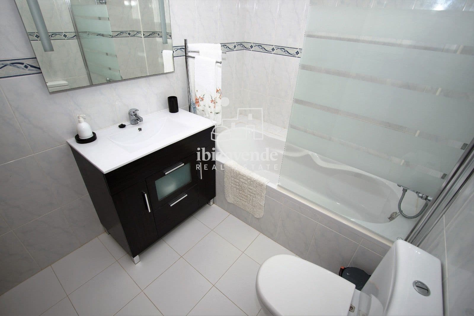 10 bedroom Villa for rent in Santa Eulalia / Santa Eularia with pool garage - € 16,700 (Ref: 9739243)