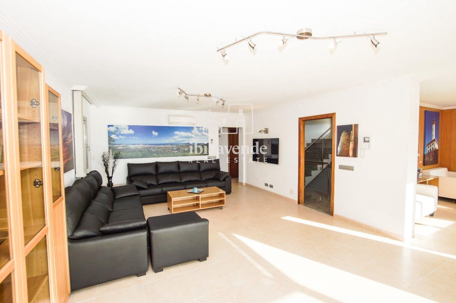 10 bedroom Villa for rent in Santa Eulalia / Santa Eularia with pool garage - € 16,700 (Ref: 9739243)