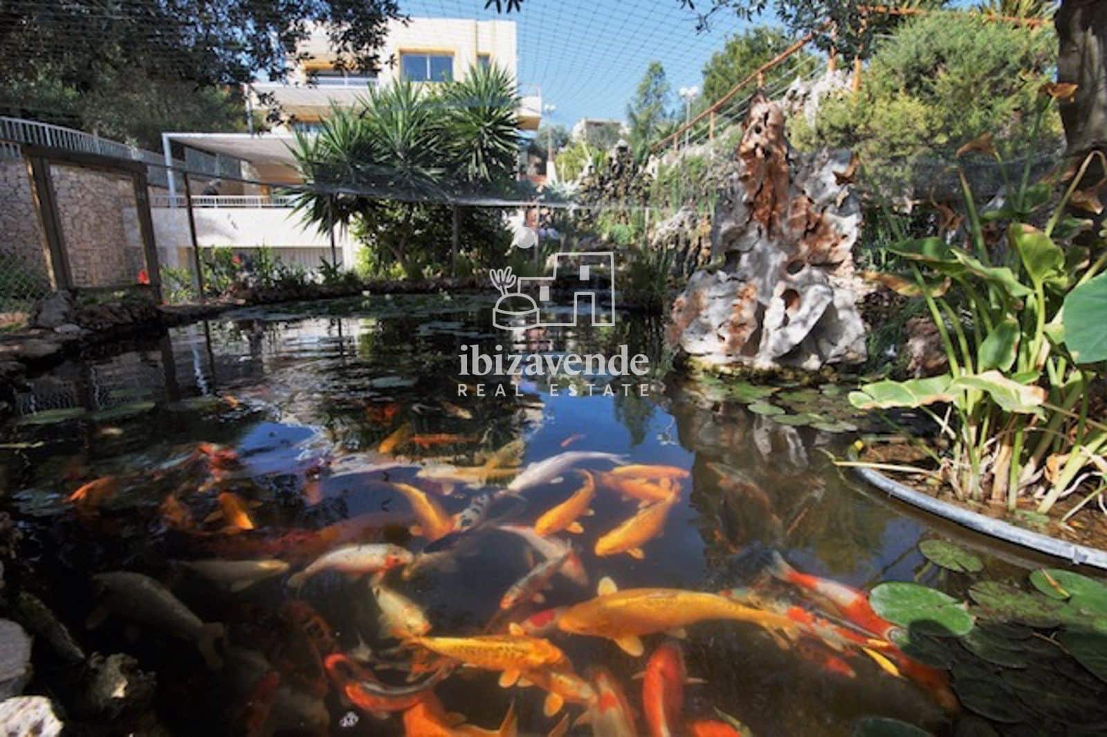 10 bedroom Villa for rent in Santa Eulalia / Santa Eularia with pool garage - € 16,700 (Ref: 9739243)