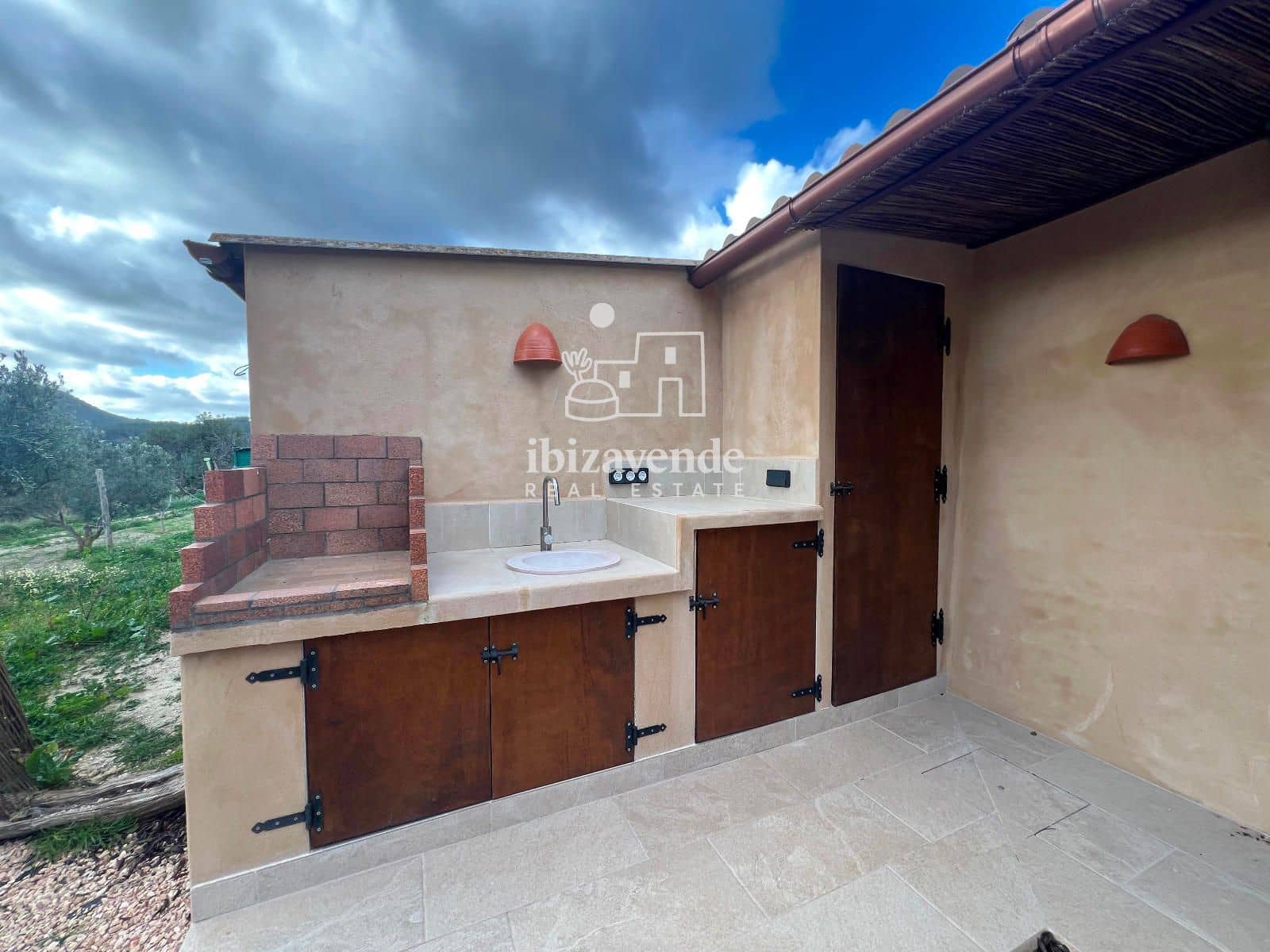 1 bedroom Villa for rent in Sant Joan de Labritja with garage - € 1,600 (Ref: 9747507)