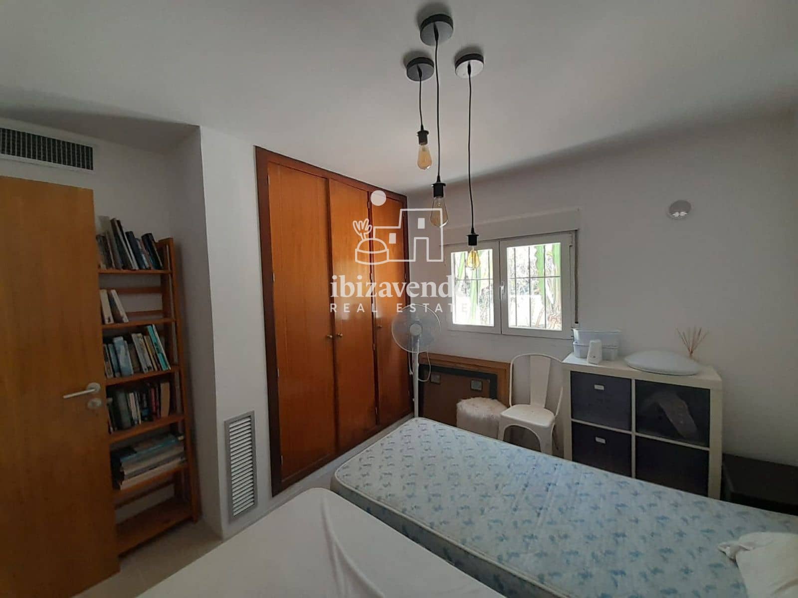 6 bedroom Villa for sale in Santa Eulalia / Santa Eularia with pool garage - € 2,300,000 (Ref: 9749294)