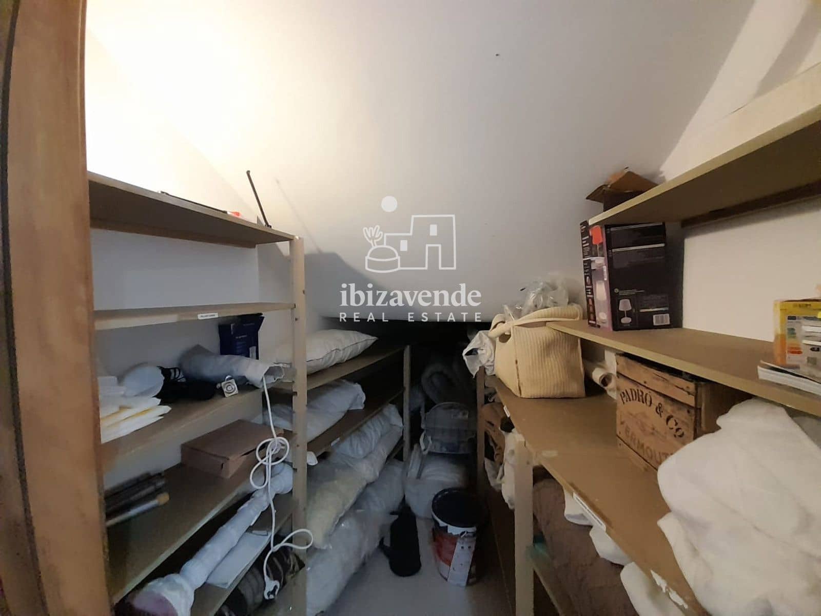 6 bedroom Villa for sale in Santa Eulalia / Santa Eularia with pool garage - € 2,300,000 (Ref: 9749294)