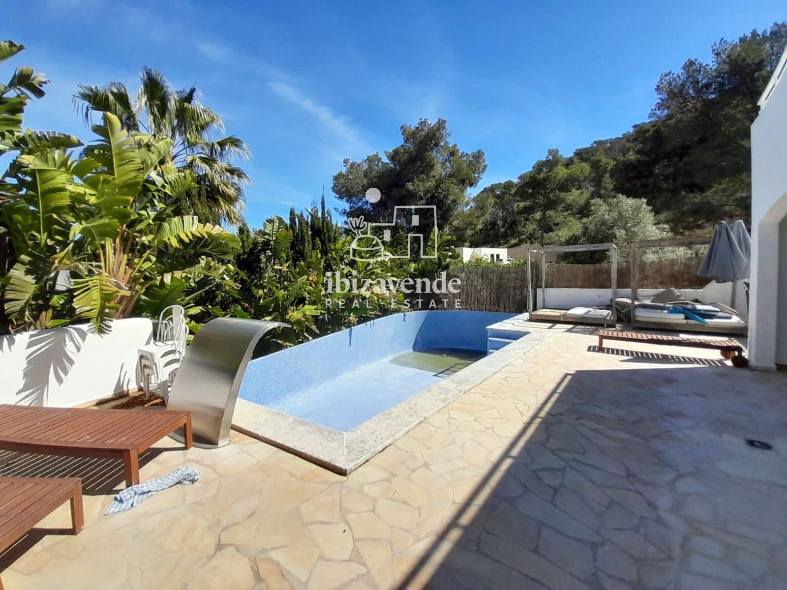 6 bedroom Villa for sale in Santa Eulalia / Santa Eularia with pool garage - € 2,300,000 (Ref: 9749294)