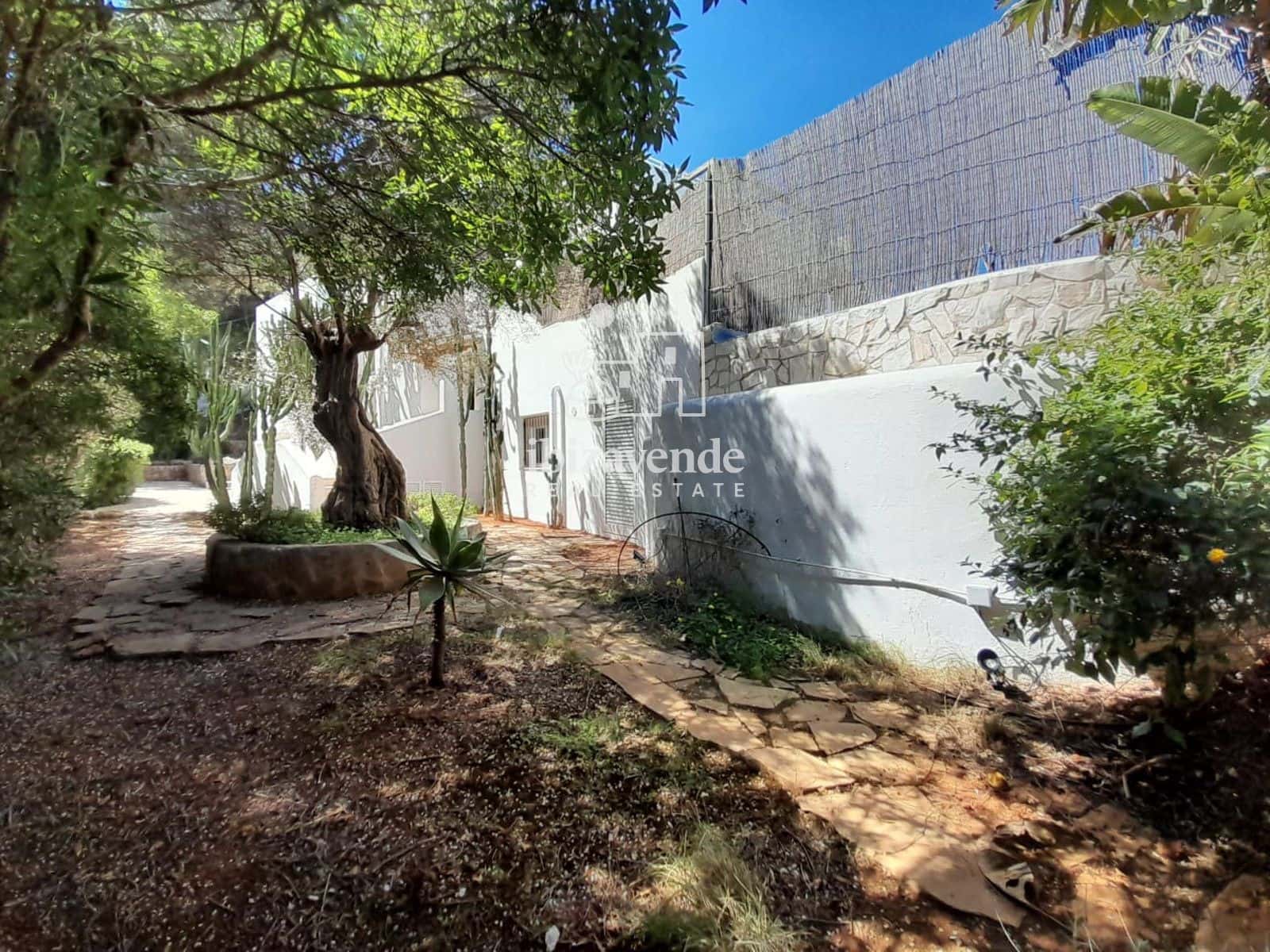 6 bedroom Villa for sale in Santa Eulalia / Santa Eularia with pool garage - € 2,300,000 (Ref: 9749294)