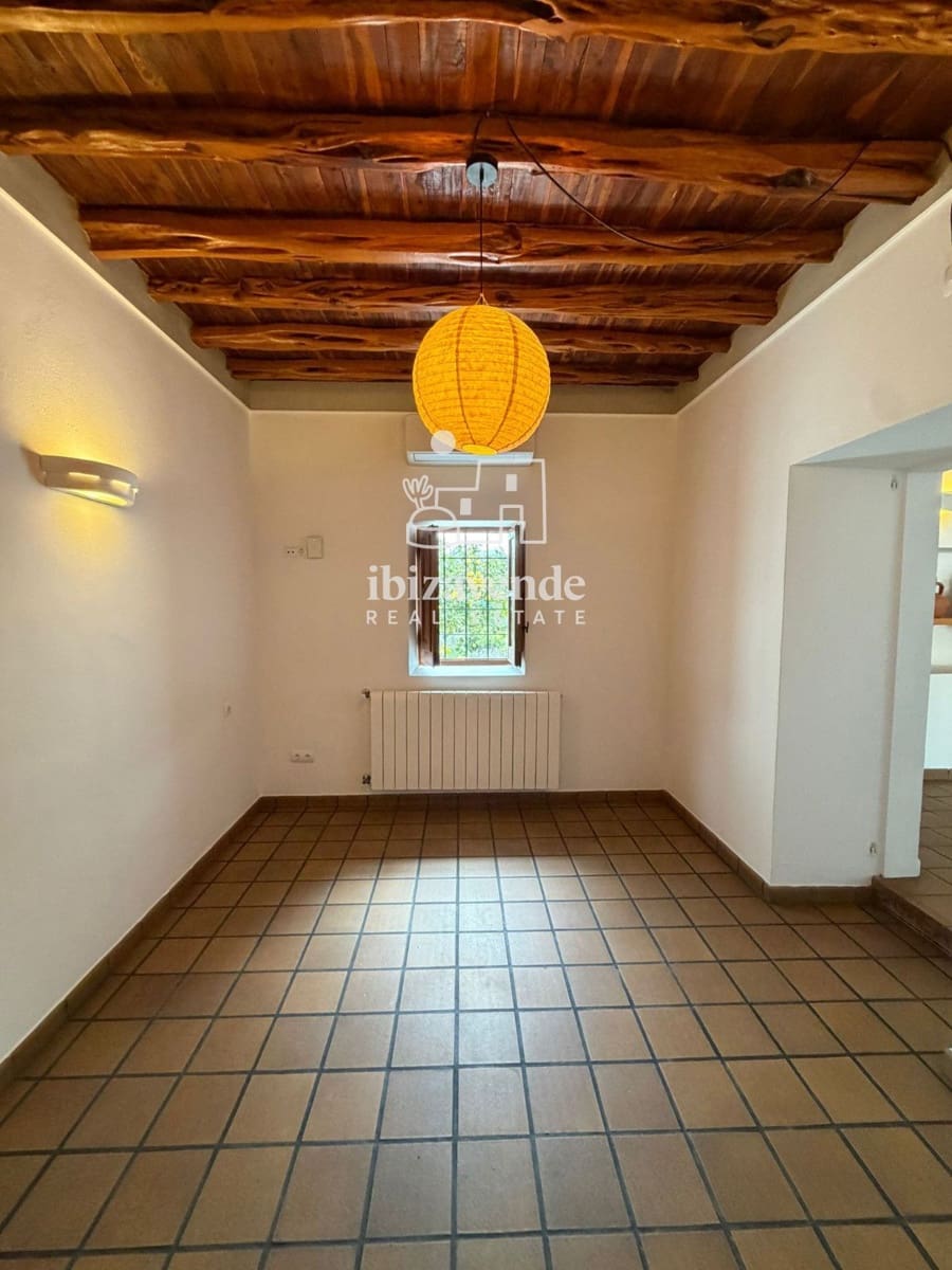 5 makuuhuone Huvila vuokrattavana paikassa Sant Joan de Labritja mukana uima-altaan - 12 500 € (Ref: 9752355)