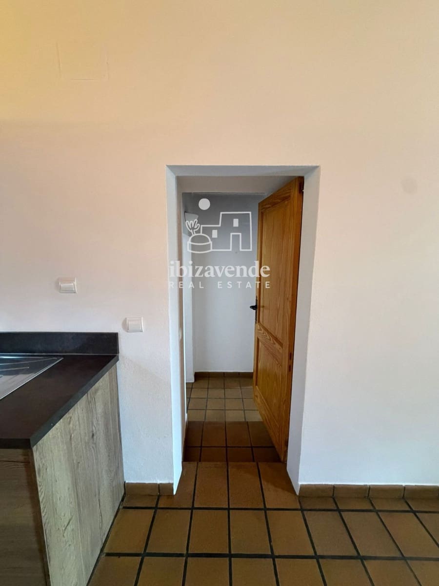 5 makuuhuone Huvila vuokrattavana paikassa Sant Joan de Labritja mukana uima-altaan - 12 500 € (Ref: 9752355)