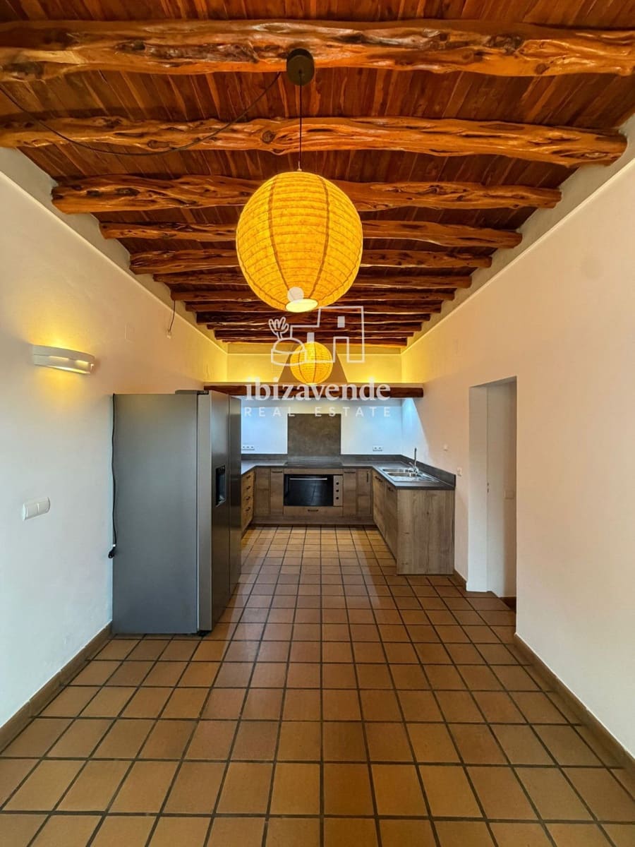 5 makuuhuone Huvila vuokrattavana paikassa Sant Joan de Labritja mukana uima-altaan - 12 500 € (Ref: 9752355)