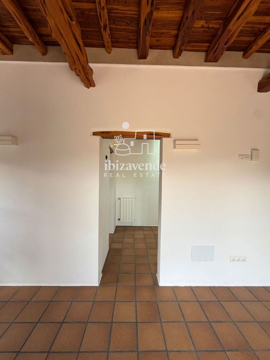 5 makuuhuone Huvila vuokrattavana paikassa Sant Joan de Labritja mukana uima-altaan - 12 500 € (Ref: 9752355)