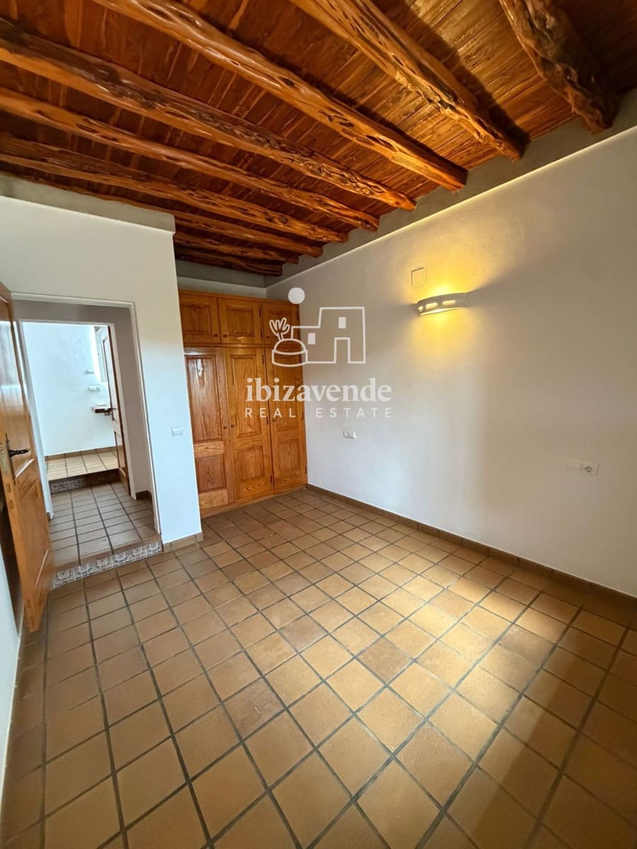 5 makuuhuone Huvila vuokrattavana paikassa Sant Joan de Labritja mukana uima-altaan - 12 500 € (Ref: 9752355)