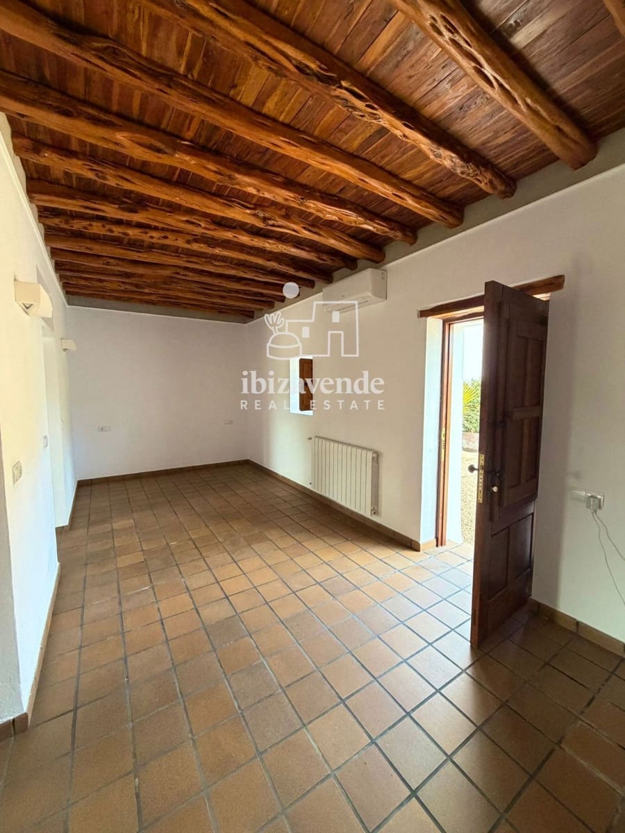 5 makuuhuone Huvila vuokrattavana paikassa Sant Joan de Labritja mukana uima-altaan - 12 500 € (Ref: 9752355)