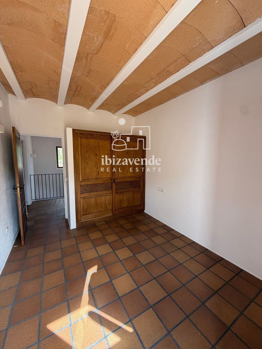 5 makuuhuone Huvila vuokrattavana paikassa Sant Joan de Labritja mukana uima-altaan - 12 500 € (Ref: 9752355)