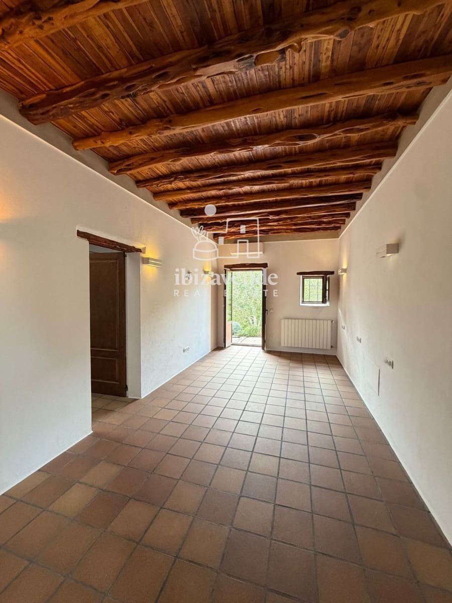 5 makuuhuone Huvila vuokrattavana paikassa Sant Joan de Labritja mukana uima-altaan - 12 500 € (Ref: 9752355)