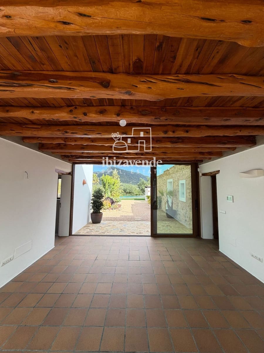 5 makuuhuone Huvila vuokrattavana paikassa Sant Joan de Labritja mukana uima-altaan - 12 500 € (Ref: 9752355)