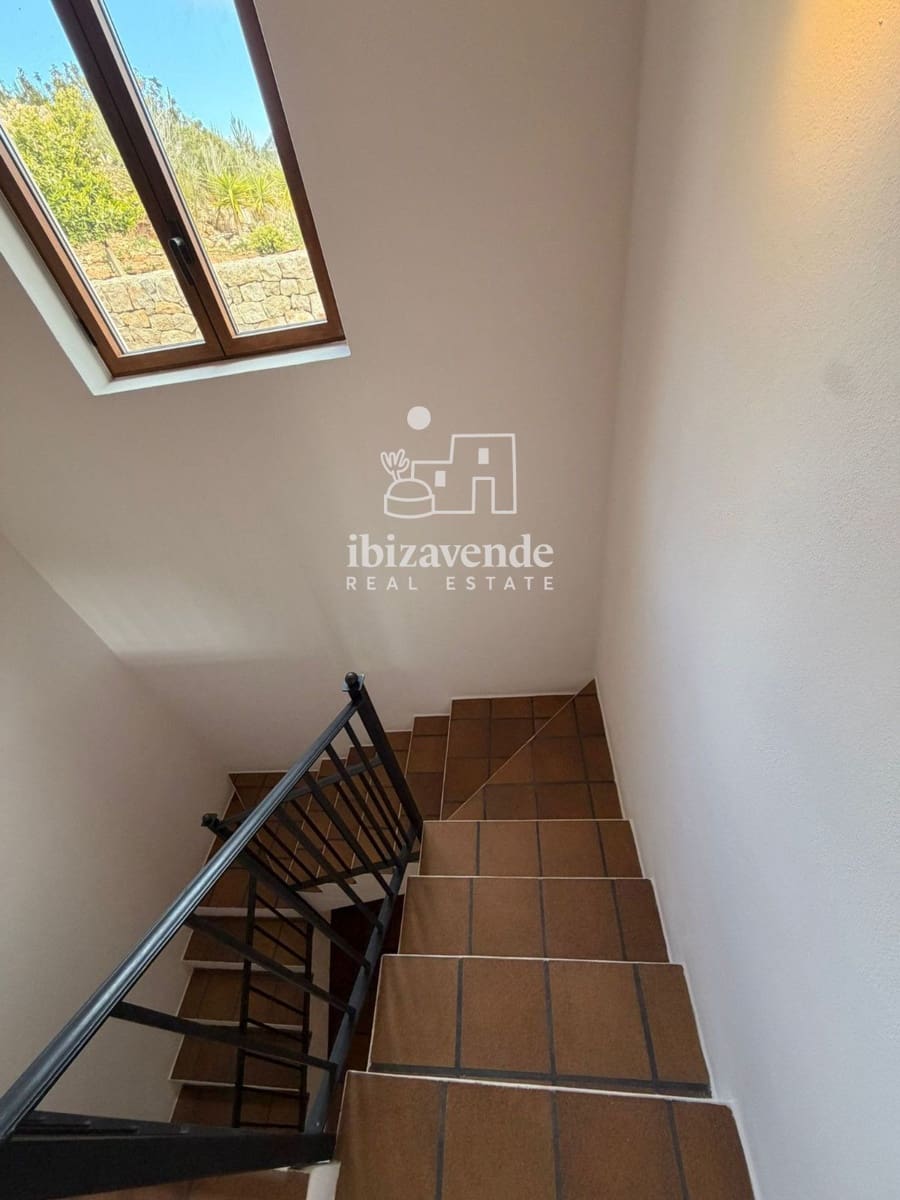 5 makuuhuone Huvila vuokrattavana paikassa Sant Joan de Labritja mukana uima-altaan - 12 500 € (Ref: 9752355)