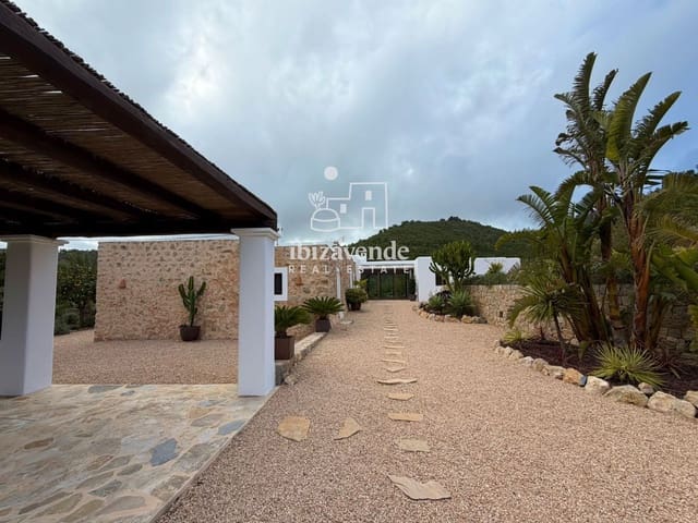 5 makuuhuone Huvila vuokrattavana paikassa Sant Joan de Labritja mukana uima-altaan - 12 500 € (Ref: 9752355)