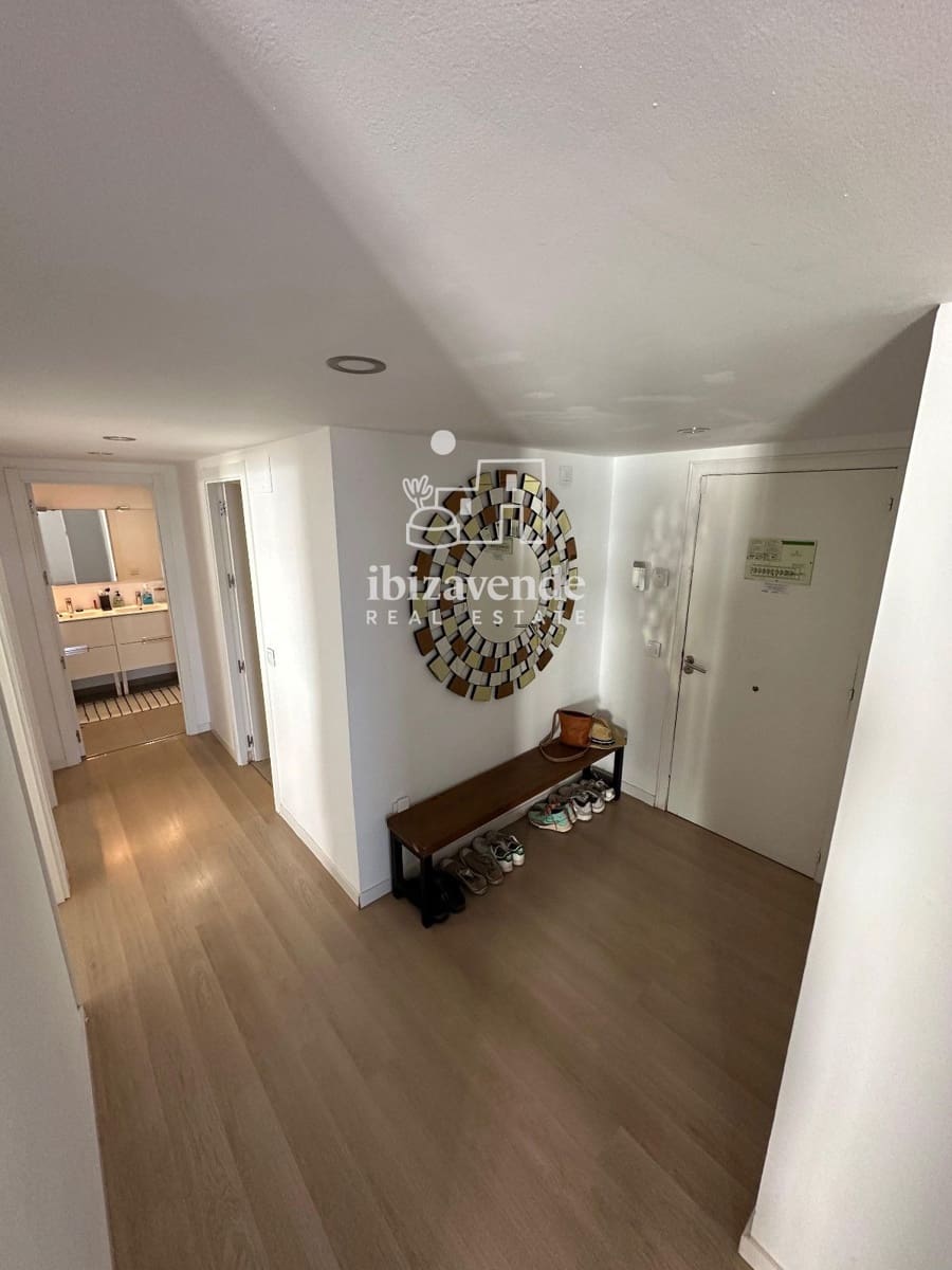 3 soveværelse Lejlighed til leje i Cala d'en Bou med garage - € 4.000 (Ref: 9753565)