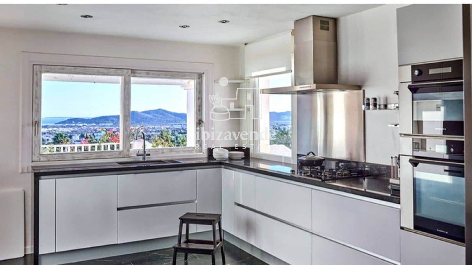 7 quarto Moradia para venda em Ibiza / Eivissa cidade com piscina - 3 850 000 € (Ref: 9753744)