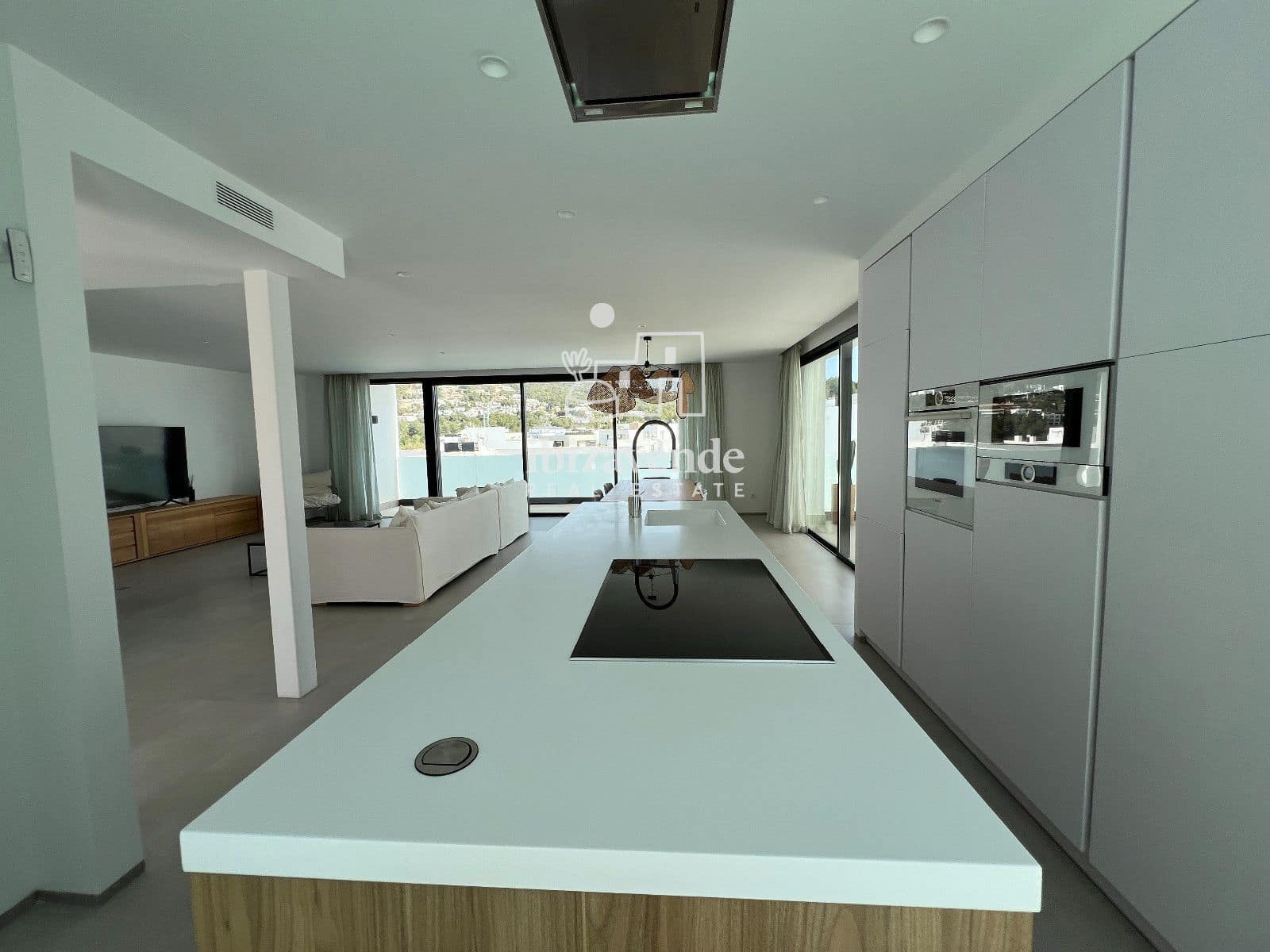 6 soveværelse Villa til salg i Nuestra Senora de Jesus med swimmingpool garage - € 2.700.000 (Ref: 9758019)