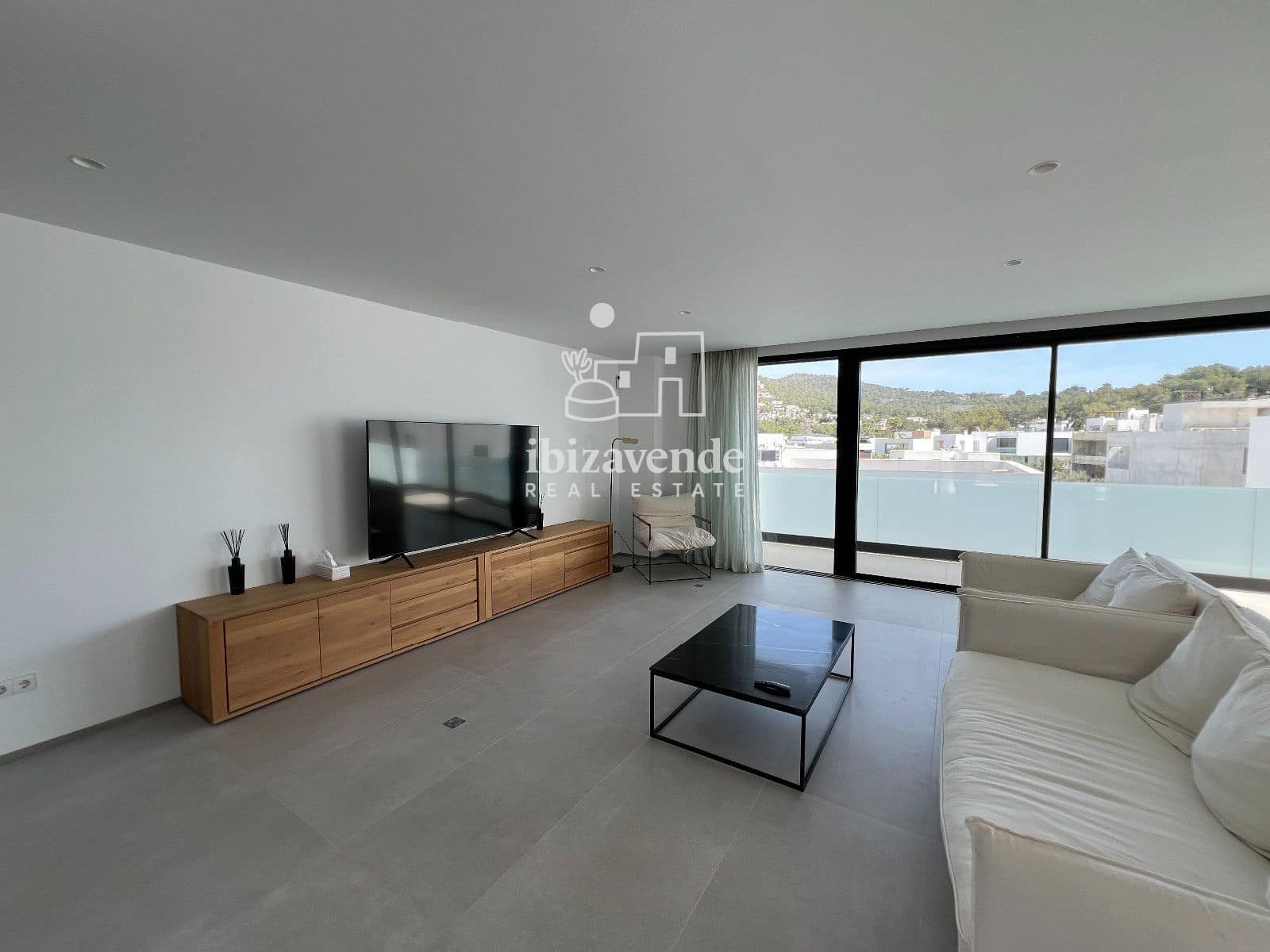 6 soveværelse Villa til salg i Nuestra Senora de Jesus med swimmingpool garage - € 2.700.000 (Ref: 9758019)