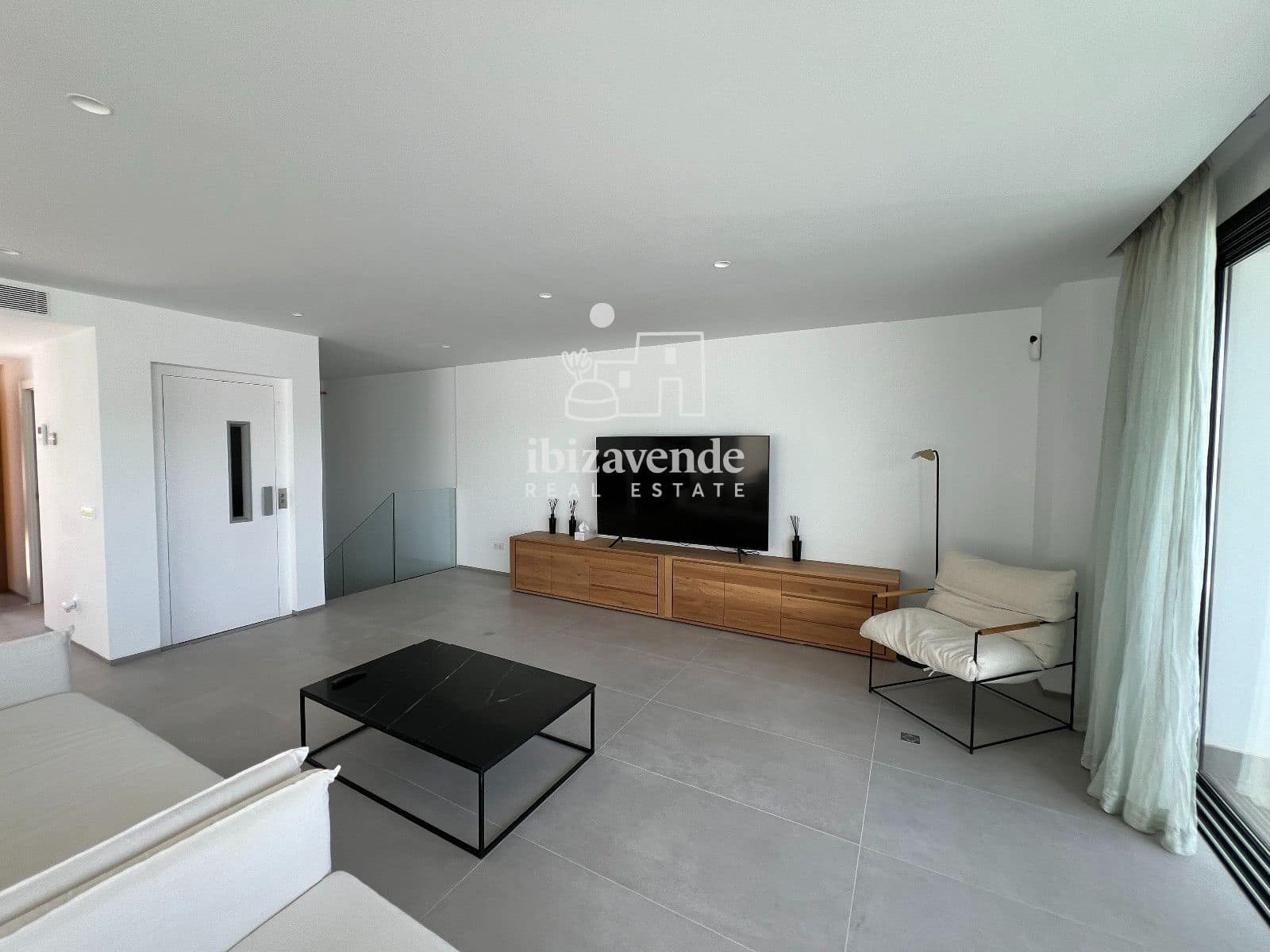 6 soveværelse Villa til salg i Nuestra Senora de Jesus med swimmingpool garage - € 2.700.000 (Ref: 9758019)