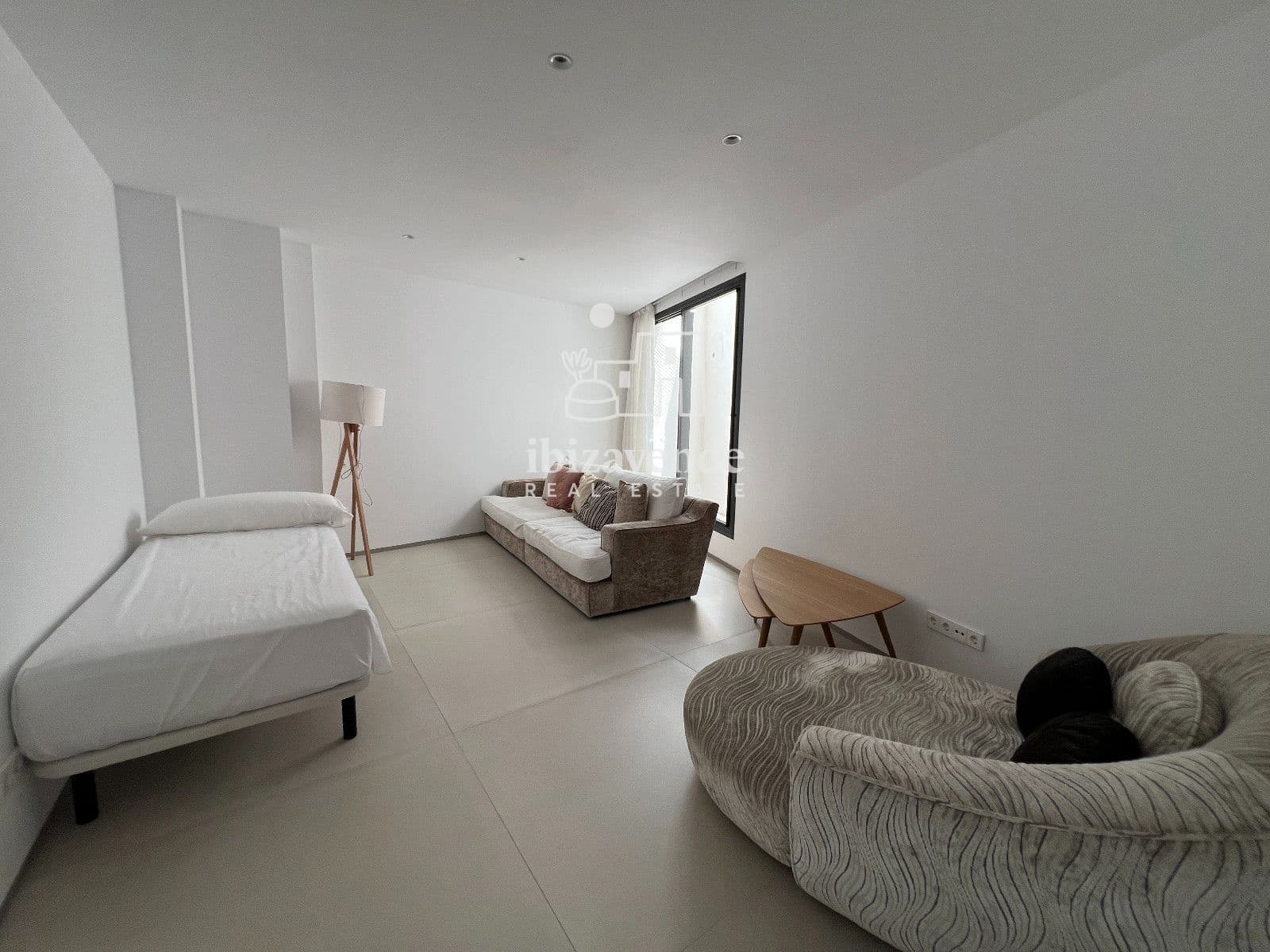 6 soveværelse Villa til salg i Nuestra Senora de Jesus med swimmingpool garage - € 2.700.000 (Ref: 9758019)