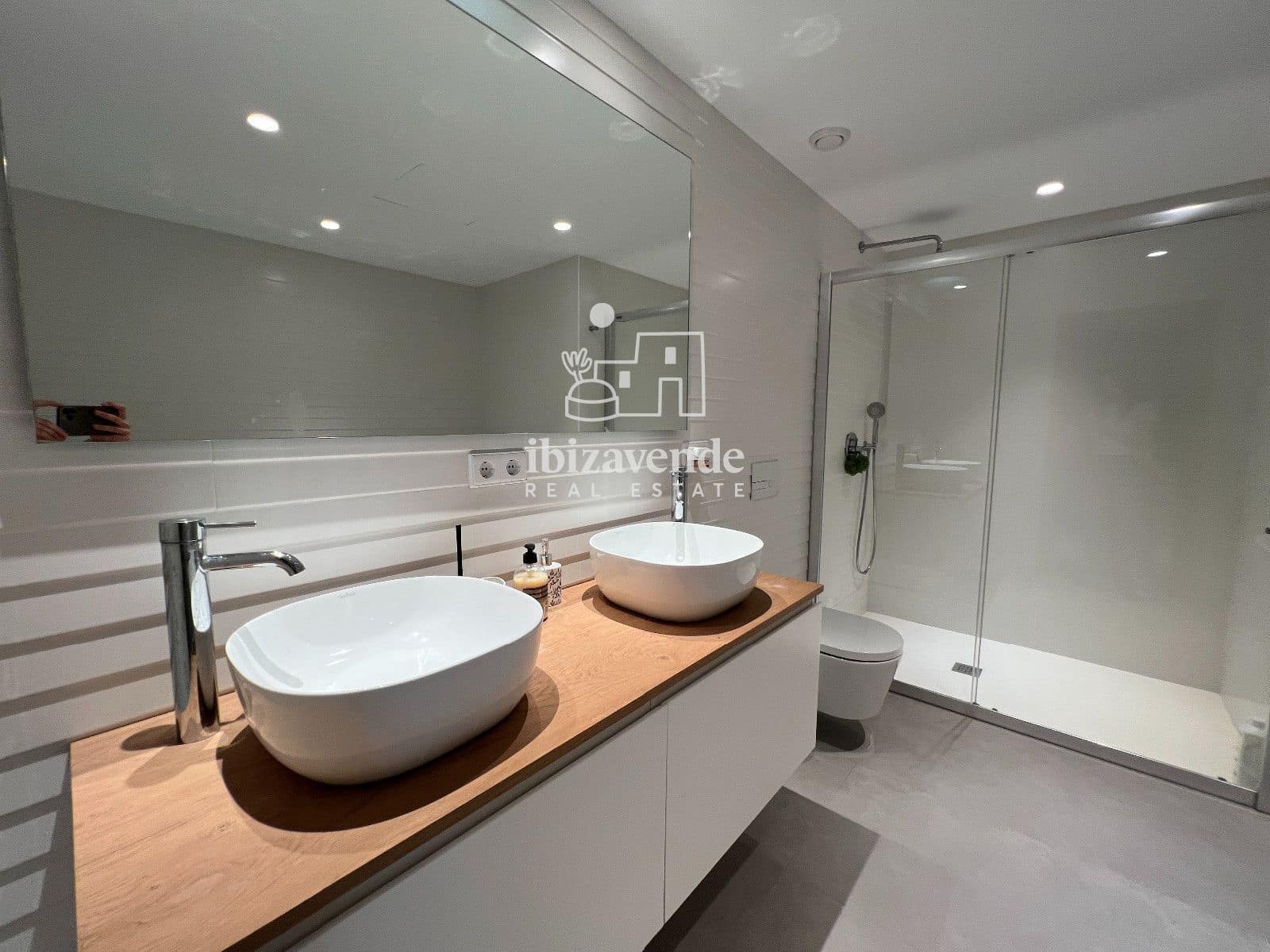 6 soveværelse Villa til salg i Nuestra Senora de Jesus med swimmingpool garage - € 2.700.000 (Ref: 9758019)