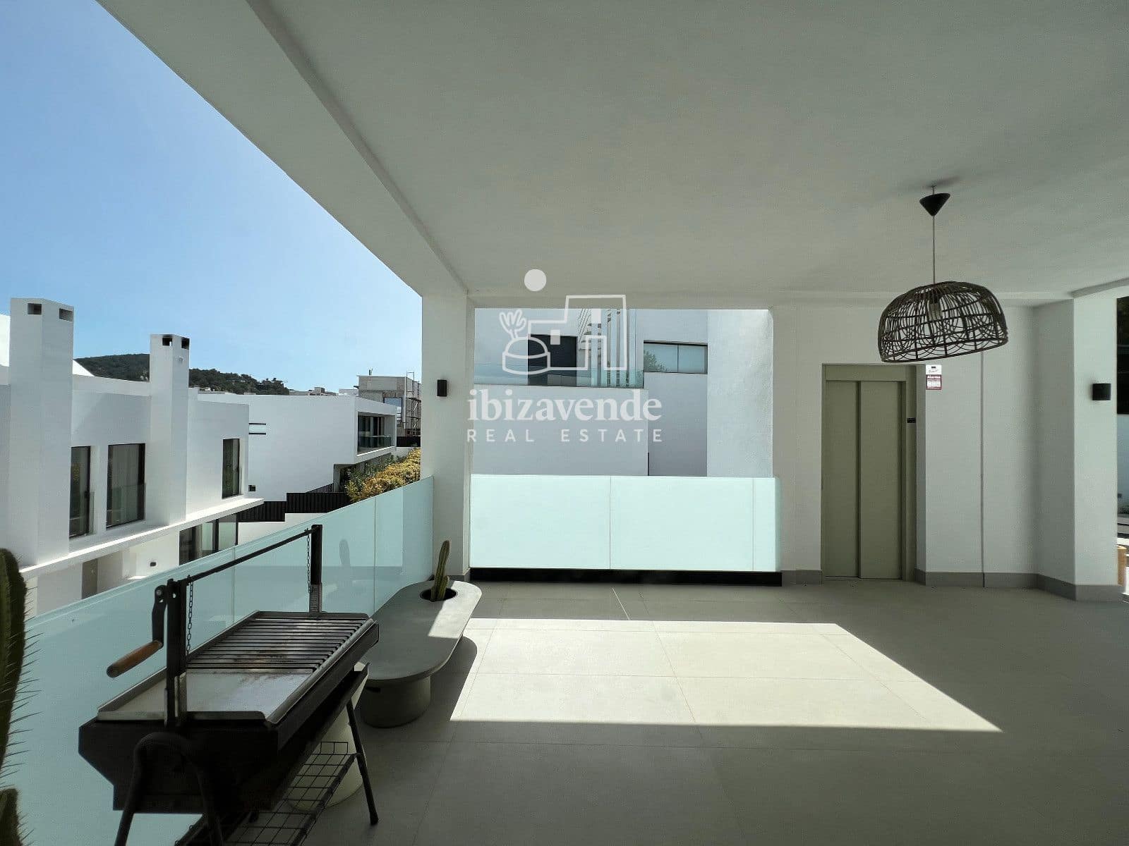 6 soveværelse Villa til salg i Nuestra Senora de Jesus med swimmingpool garage - € 2.700.000 (Ref: 9758019)