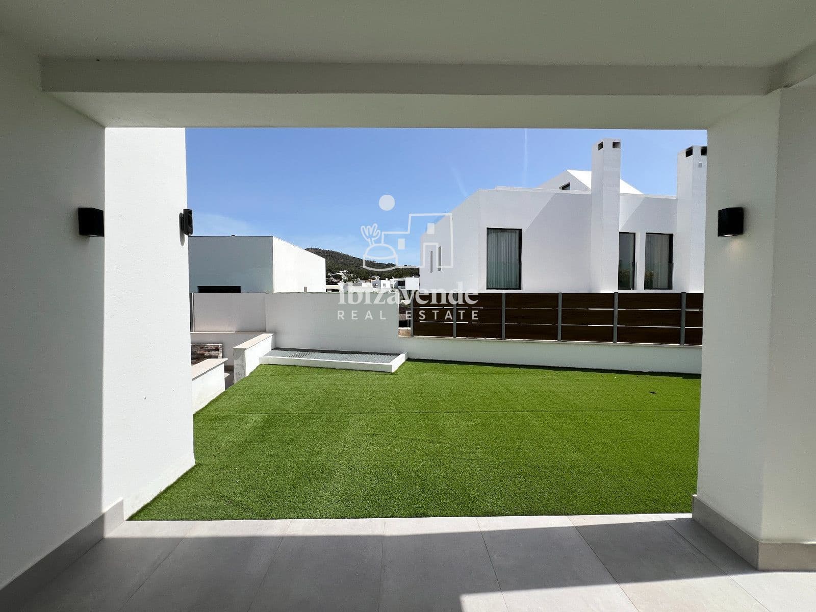 6 soveværelse Villa til salg i Nuestra Senora de Jesus med swimmingpool garage - € 2.700.000 (Ref: 9758019)