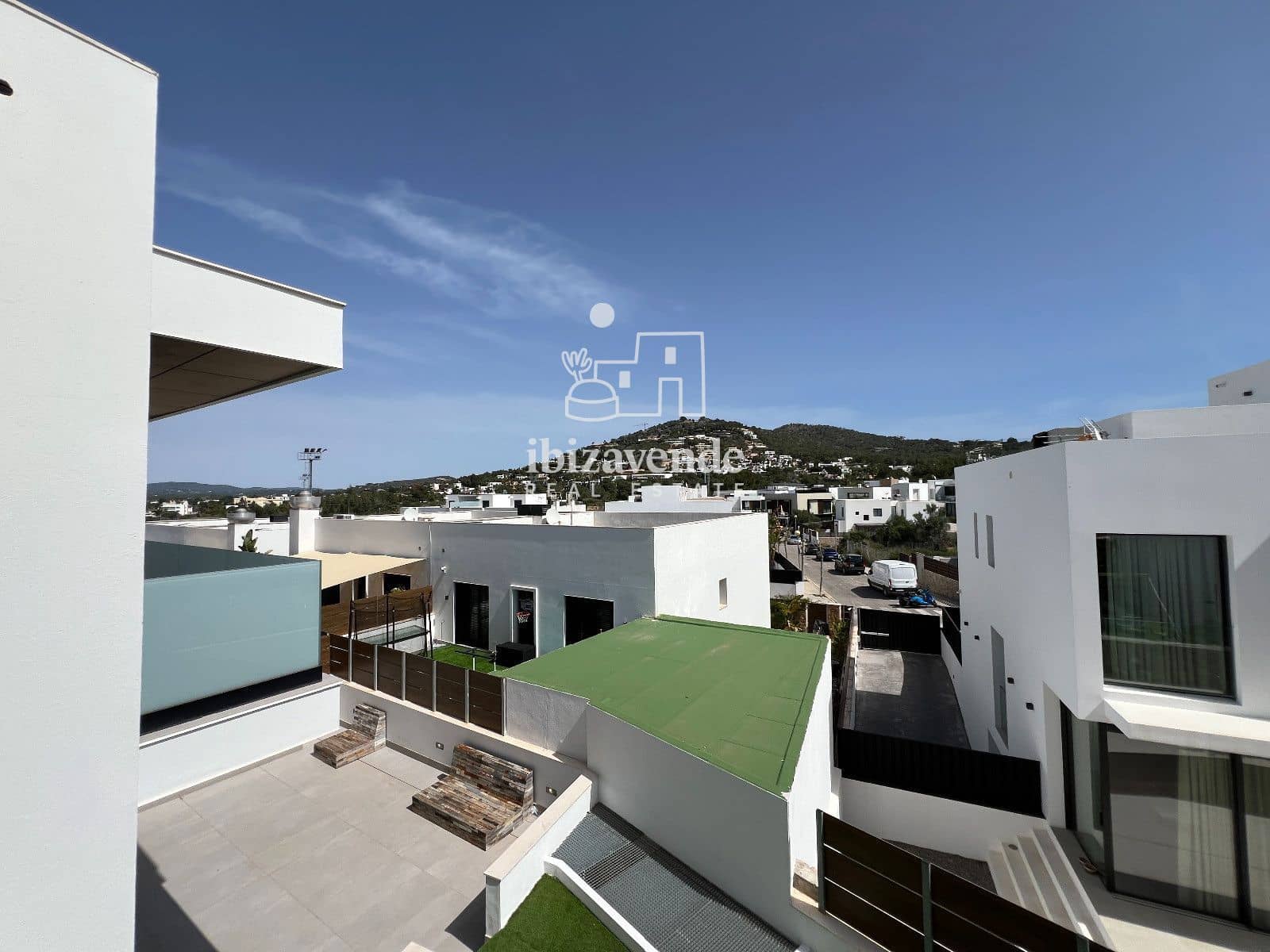 6 soveværelse Villa til salg i Nuestra Senora de Jesus med swimmingpool garage - € 2.700.000 (Ref: 9758019)