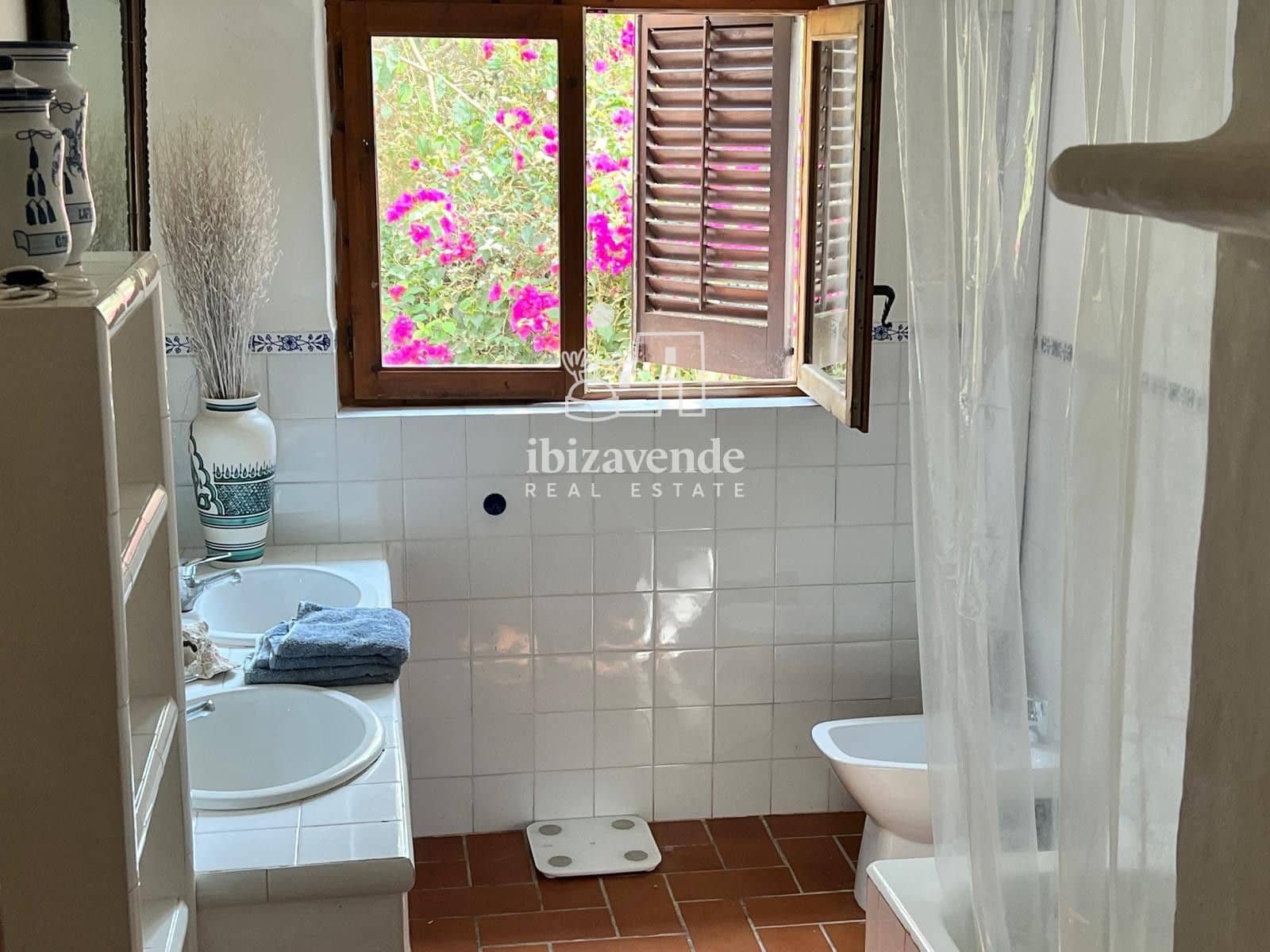 5 soveværelse Villa til leje i Sant Joan de Labritja med swimmingpool garage - € 4.500 (Ref: 9759389)