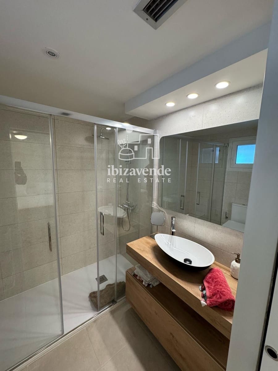 3 soveværelse Lejlighed til leje i Ibiza by med swimmingpool - € 6.000 (Ref: 9759390)