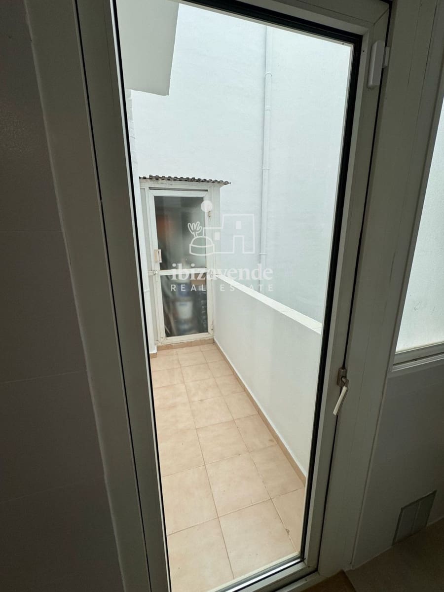 3 soveværelse Lejlighed til leje i Ibiza by med swimmingpool - € 6.000 (Ref: 9759390)