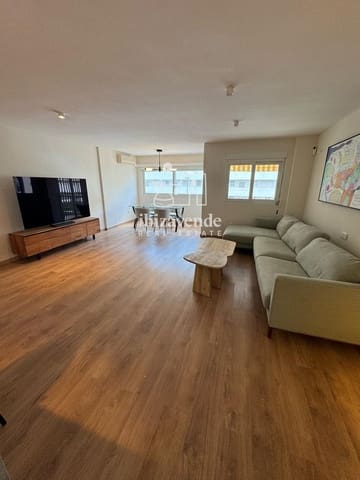 3 soveværelse Lejlighed til leje i Ibiza by med swimmingpool - € 6.000 (Ref: 9759390)