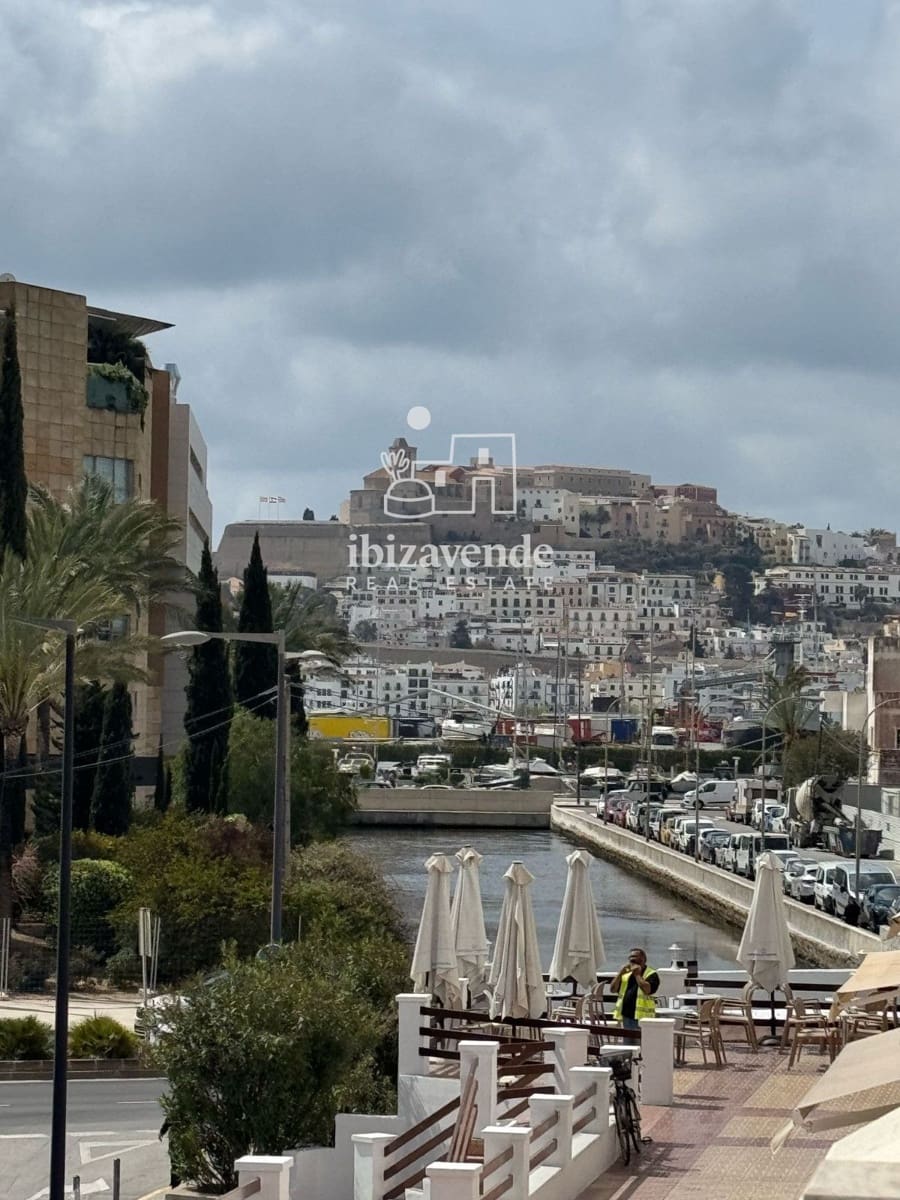 3 soveværelse Lejlighed til leje i Ibiza by med swimmingpool - € 6.000 (Ref: 9759390)