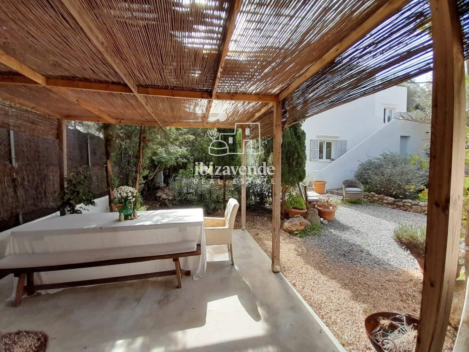 5 quarto Moradia para venda em Santa Eulalia / Santa Eularia com piscina garagem - 1 525 000 € (Ref: 9769936)