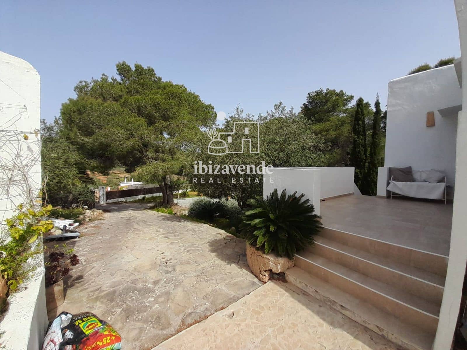 5 quarto Moradia para venda em Santa Eulalia / Santa Eularia com piscina garagem - 1 525 000 € (Ref: 9769936)