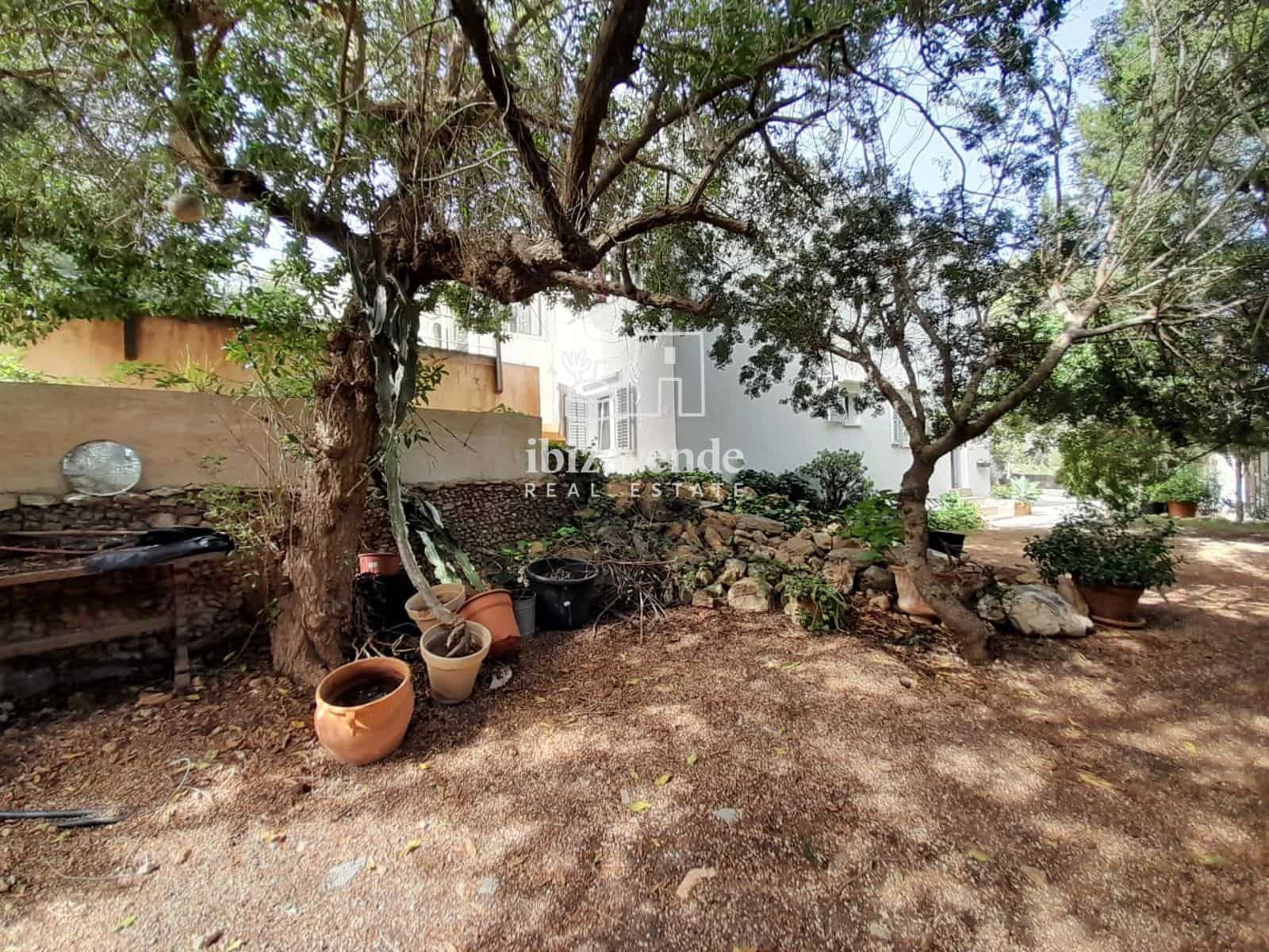 5 quarto Moradia para venda em Santa Eulalia / Santa Eularia com piscina garagem - 1 525 000 € (Ref: 9769936)