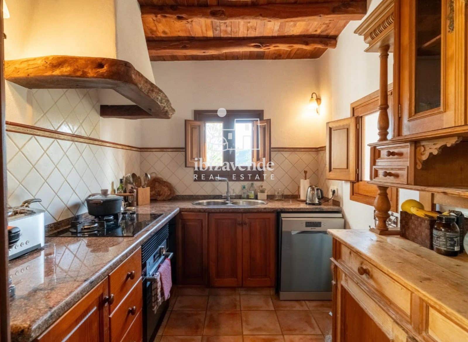 3 makuuhuone Huvila vuokrattavana paikassa Sant Joan de Labritja mukana uima-altaan - 10 000 € (Ref: 9778598)