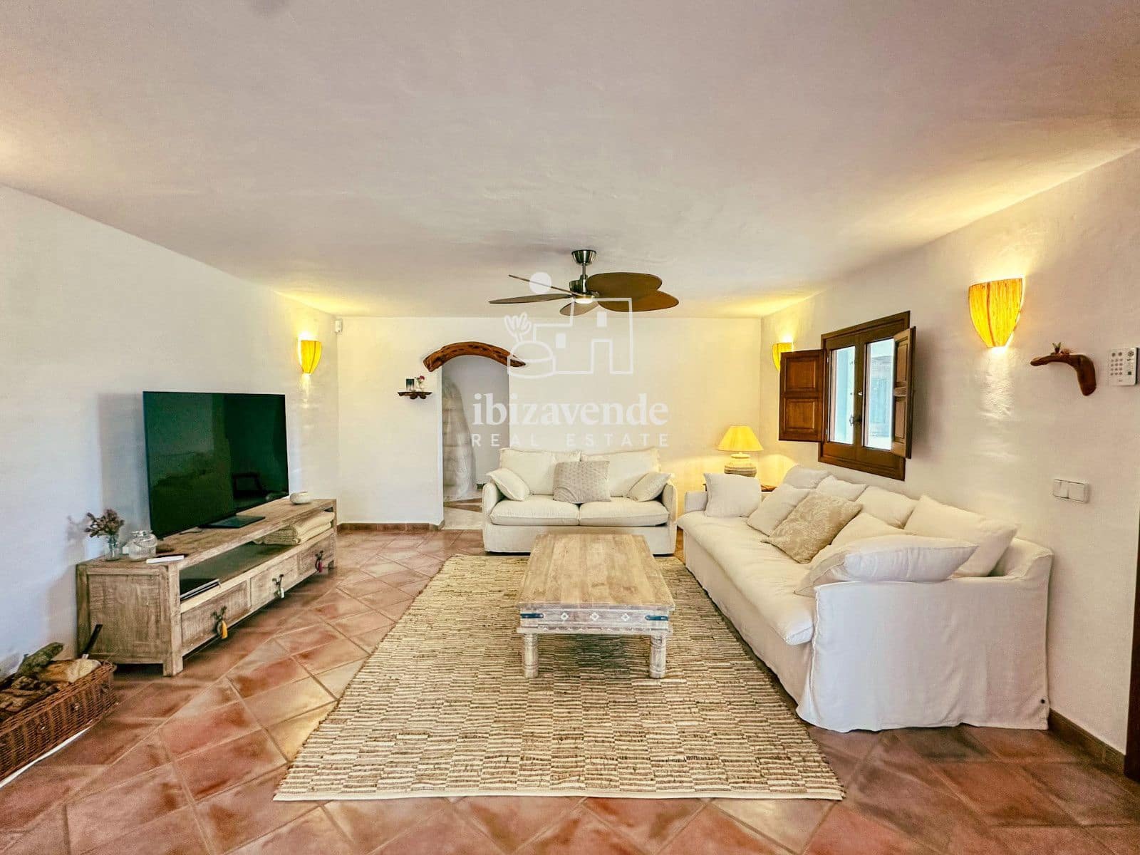 3 makuuhuone Huvila vuokrattavana paikassa Sant Joan de Labritja mukana uima-altaan - 10 000 € (Ref: 9778598)