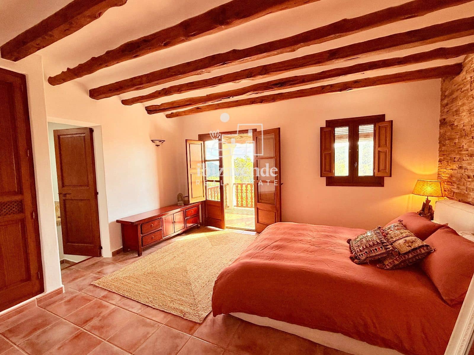 3 makuuhuone Huvila vuokrattavana paikassa Sant Joan de Labritja mukana uima-altaan - 10 000 € (Ref: 9778598)