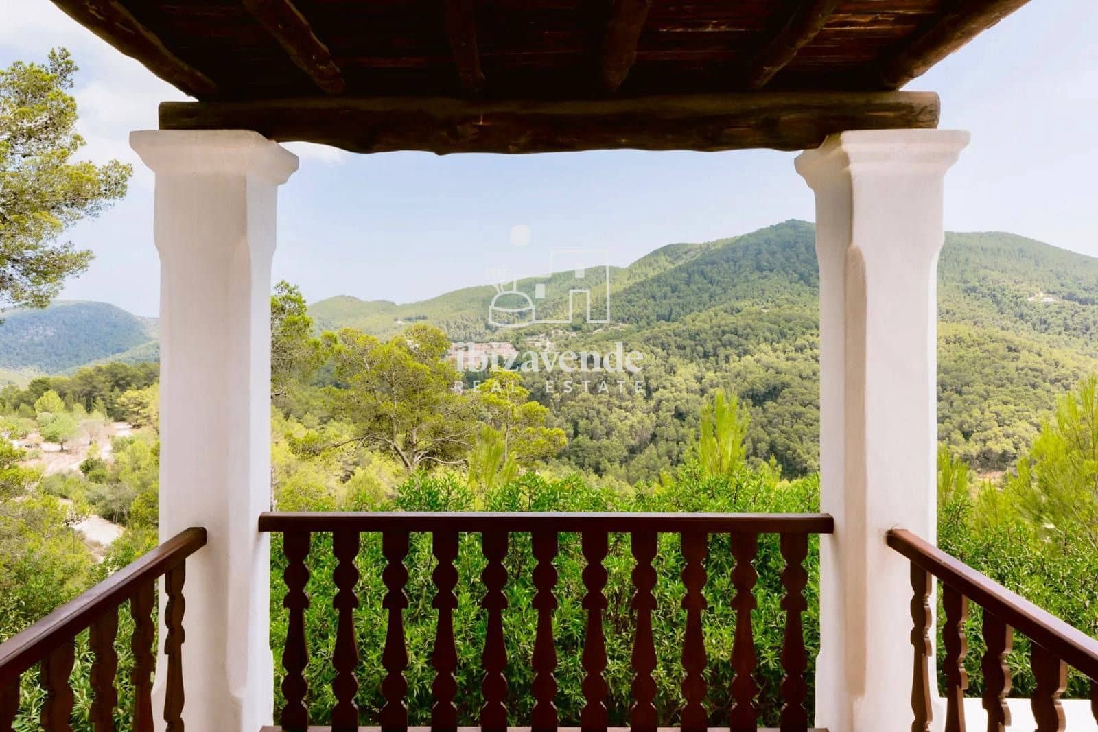 3 makuuhuone Huvila vuokrattavana paikassa Sant Joan de Labritja mukana uima-altaan - 10 000 € (Ref: 9778598)