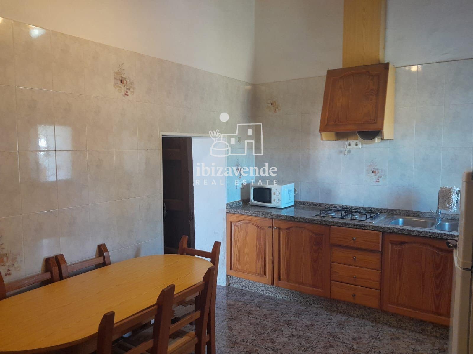 6 quarto Moradia para arrendar em Sant Llorenc de Balafia com piscina garagem - 4 000 € (Ref: 9783262)