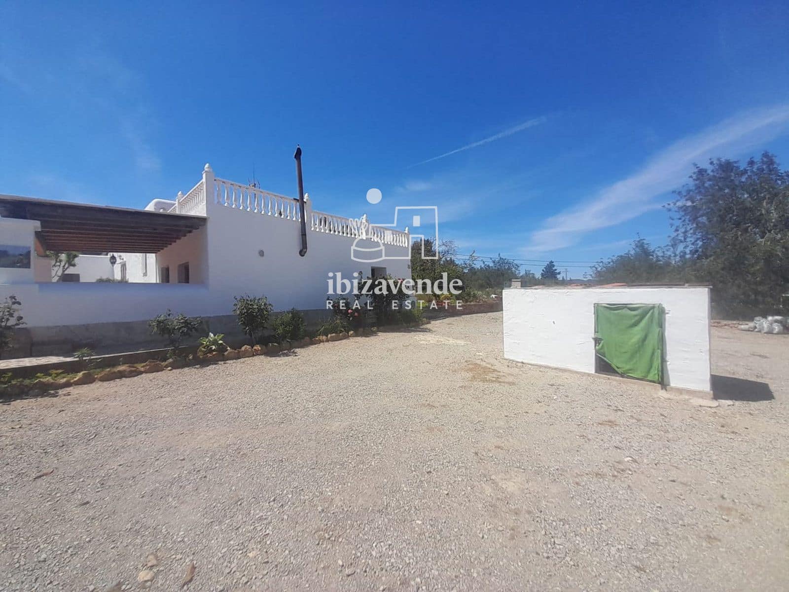 6 quarto Moradia para arrendar em Sant Llorenc de Balafia com piscina garagem - 4 000 € (Ref: 9783262)