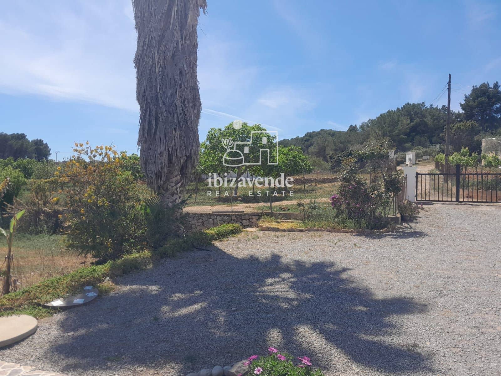6 quarto Moradia para arrendar em Sant Llorenc de Balafia com piscina garagem - 4 000 € (Ref: 9783262)